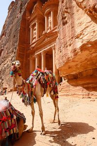 https://mkt.visitajordania.com/jordania/public/img-blog/2018/09/PETRA-BLOG-09-200x300.jpg