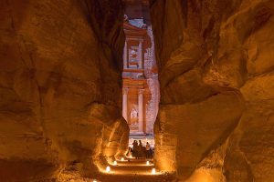 https://mkt.visitajordania.com/jordania/public/img-blog/2018/09/PETRA-BLOG-11-300x200.jpg