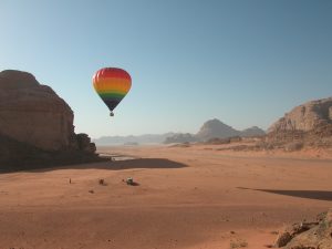 https://mkt.visitajordania.com/jordania/public/img-blog/2018/12/Block-Wadi-Rum-Option-2-300x225.jpg