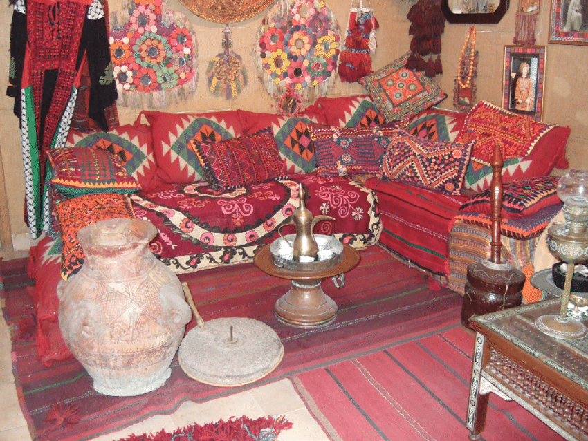 https://mkt.visitajordania.com/jordania/public/img-blog/2019/04/Palestinian-Heritage-Center-Bethlehem-Palestine-Photograph-by-Jennie-Ebeling.png