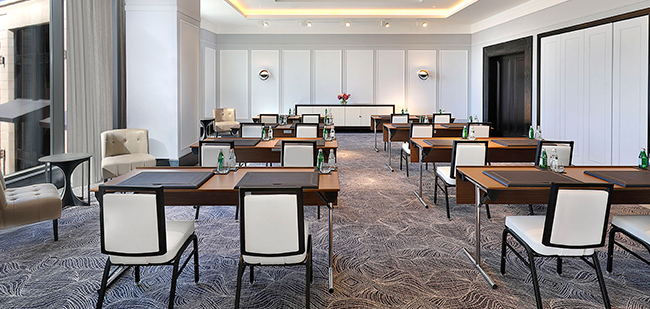 https://mkt.visitajordania.com/jordania/public/img-blog/2019/12/ST-REGIS-WORK.jpg