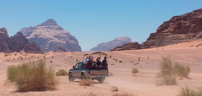 https://mkt.visitajordania.com/jordania/public/img-blog/2020/02/03-wadirum.jpg