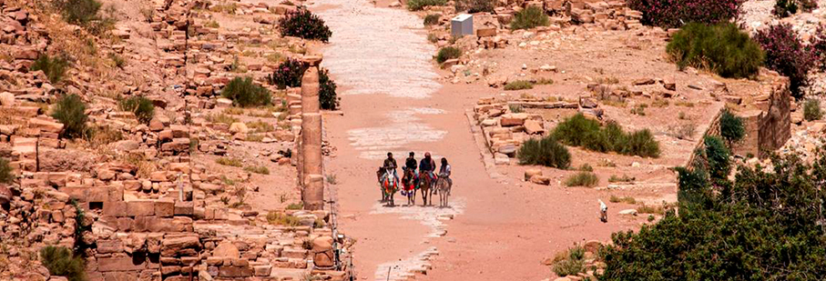 https://mkt.visitajordania.com/jordania/public/img-blog/2020/07/14-INT-Jordanos-regresan.jpg