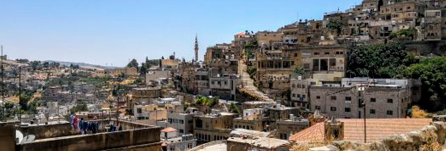 https://mkt.visitajordania.com/jordania/public/img-blog/2021/02/2-as-salt-jordania.jpg