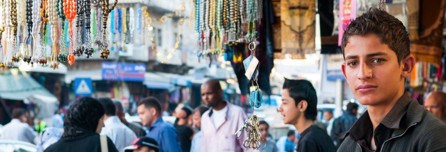 https://mkt.visitajordania.com/jordania/public/img-blog/2021/09/artesanias-caminando-por-amman.jpg
