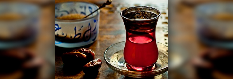 https://mkt.visitajordania.com/jordania/public/img-blog/2021/09/tea-caminando-por-amman.jpg