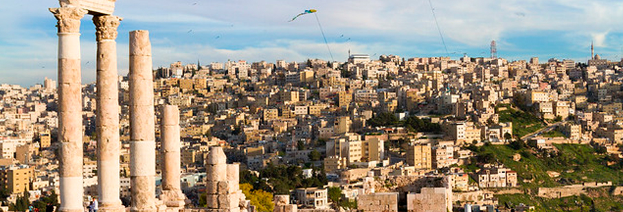 https://mkt.visitajordania.com/jordania/public/img-blog/2021/11/interior-amman-3—que-hacer-en-jordania.jpg