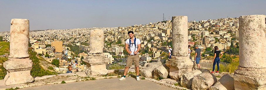 https://mkt.visitajordania.com/jordania/public/img-blog/2022/03/1_amman—krujo55-jordania.jpg