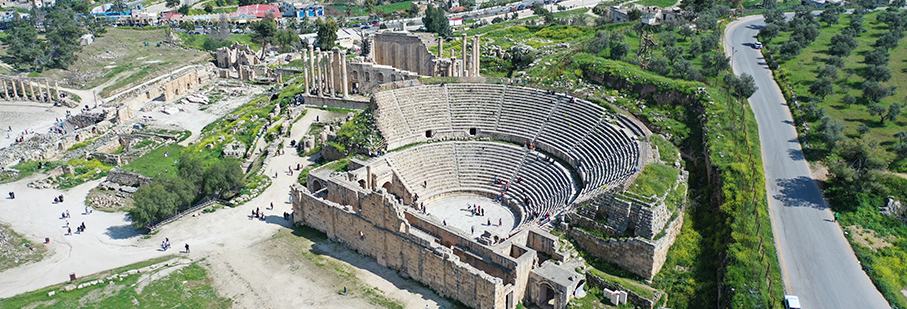https://mkt.visitajordania.com/jordania/public/img-blog/2022/06/5-jerash.jpg