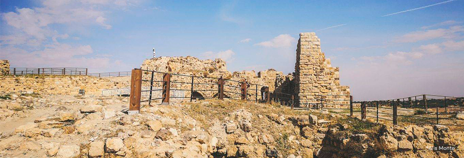 https://mkt.visitajordania.com/jordania/public/img-blog/2022/10/8-guia-para-visitar-el-castillo-de-kerak.jpg
