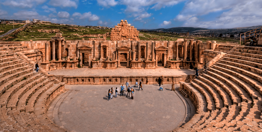 https://mkt.visitajordania.com/jordania/storage/app/public/images/64d69ef0b814e_03-historia-y-religion-en-amman.jpg