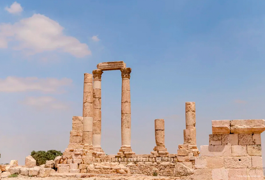 https://mkt.visitajordania.com/jordania/storage/app/public/images/64dbcce602693_4-la-ciudadela-de-amman.jpg