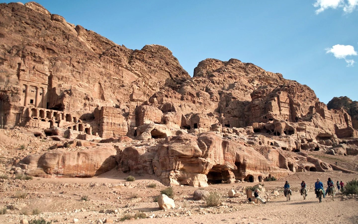 https://mkt.visitajordania.com/jordania/storage/app/public/images/64dbe56eb5d12_foto-1.jpeg
