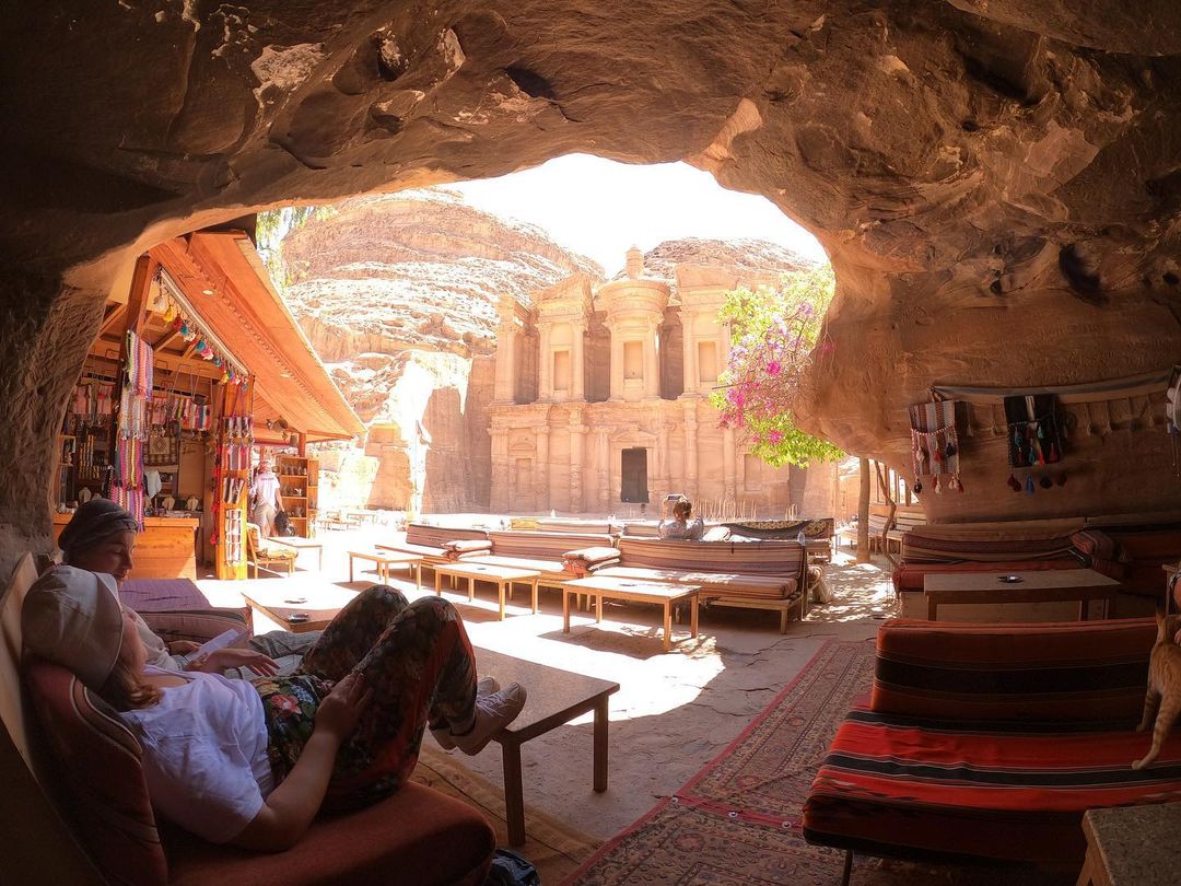 https://mkt.visitajordania.com/jordania/storage/app/public/images/64dbeb3c5d3c1_giorgionebs.jpg	