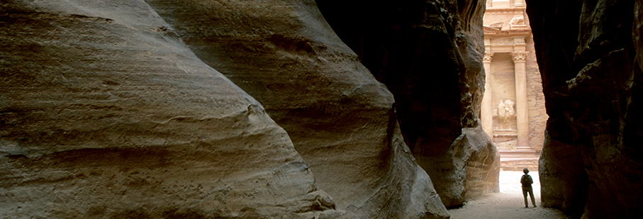 https://mkt.visitajordania.com/jordania/storage/app/public/images/64dc179d291c7_portada-atracciones-en-jordania.jpg