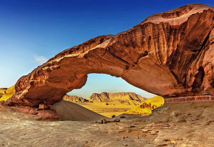 https://mkt.visitajordania.com/jordania/storage/app/public/images/64dc18ba34802_wadi-rum-doble-atracciones-en-jordania.jpg