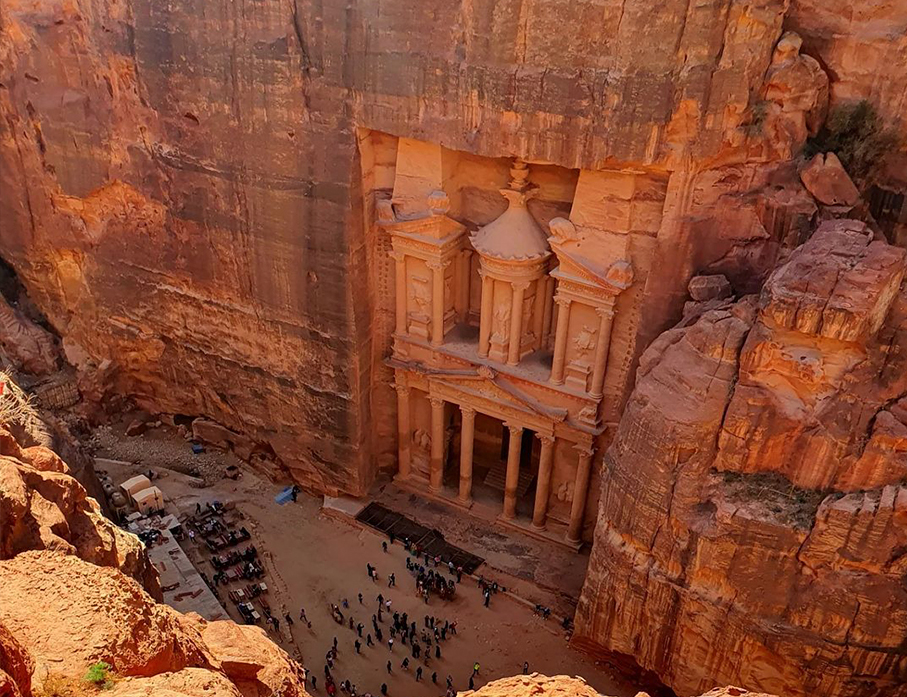 https://mkt.visitajordania.com/jordania/storage/app/public/images/_67ad0689571f8.jpg