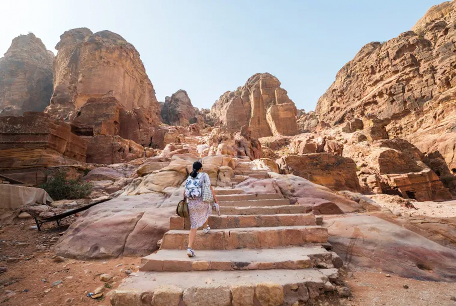 https://mkt.visitajordania.com/jordania/storage/app/public/images/_6848cf35bd922.jpg